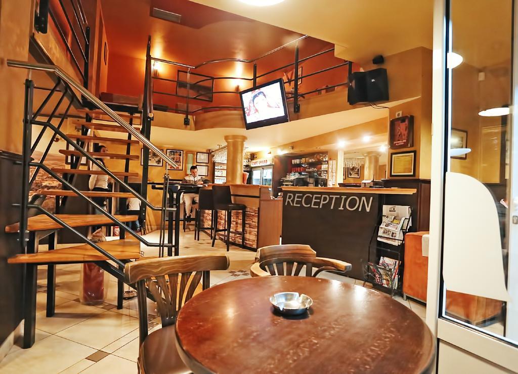Apartmani Amaro Novi Sad Esterno foto