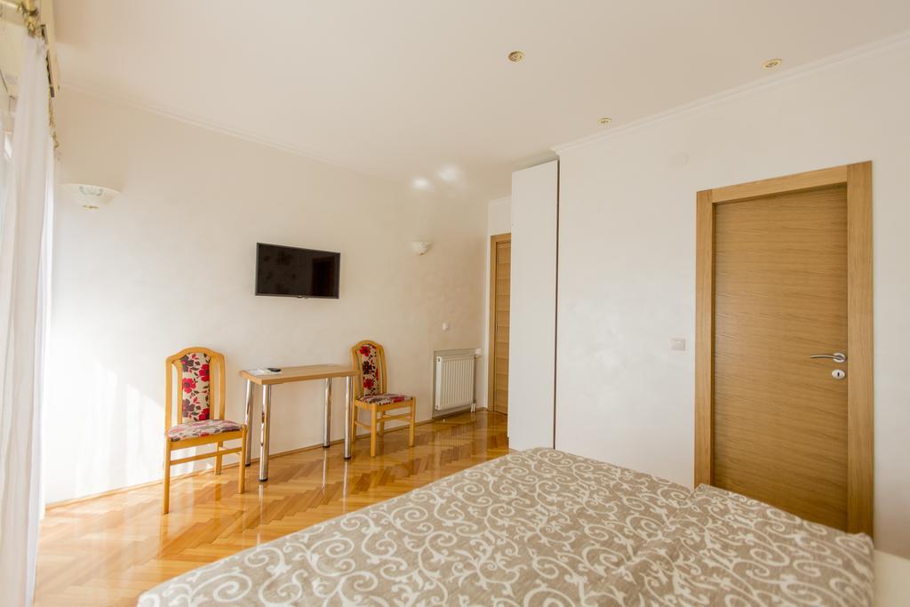 Apartmani Amaro Novi Sad Esterno foto