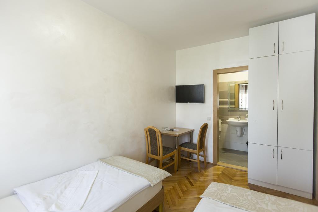 Apartmani Amaro Novi Sad Esterno foto