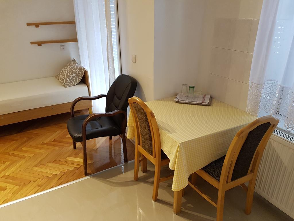 Apartmani Amaro Novi Sad Esterno foto