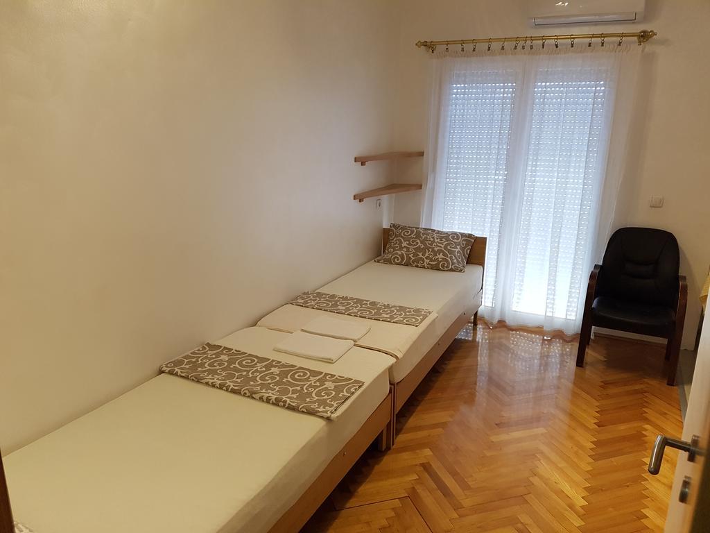 Apartmani Amaro Novi Sad Esterno foto