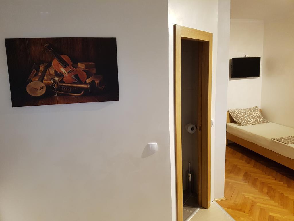 Apartmani Amaro Novi Sad Esterno foto